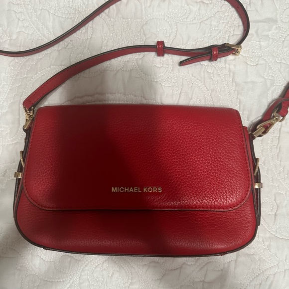 Michael kors handbags - Picture 2 of 4